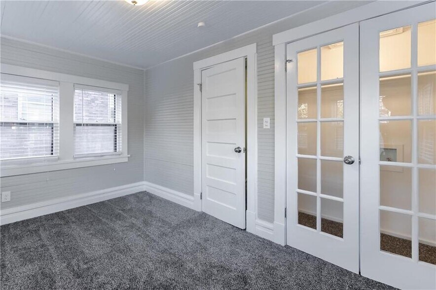 Building Photo - 3535 Jefferson St