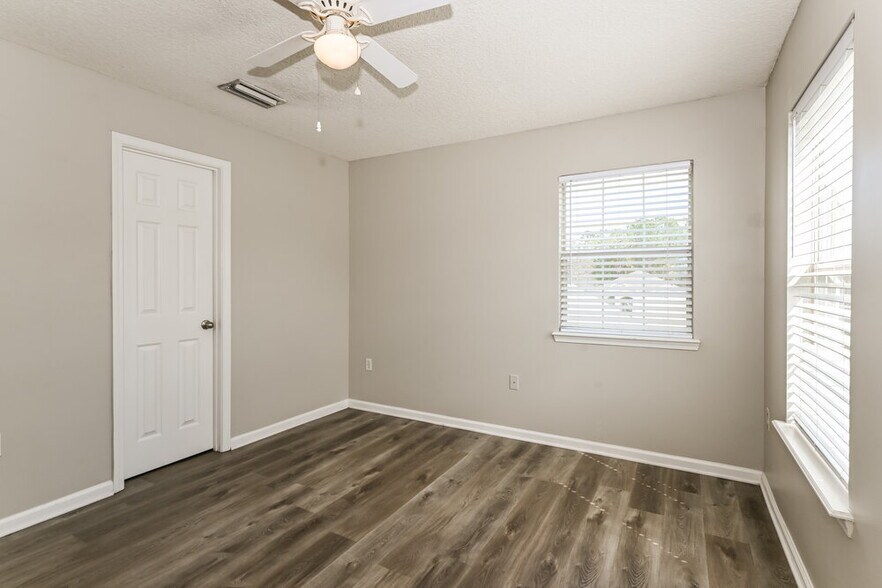 Building Photo - 3079 White Heron Trail