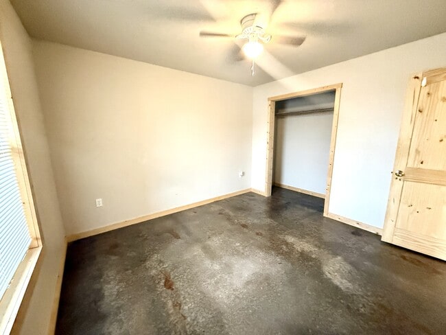 Building Photo - 11953 Sandpiper Rd