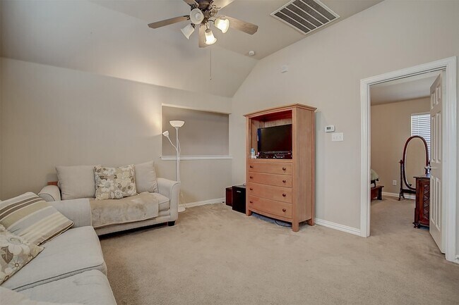 Building Photo - 2832 Gooseberry Dr
