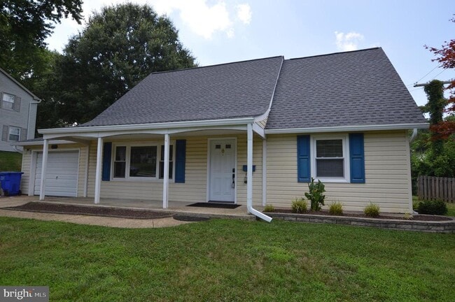 Building Photo - 2712 Bartlett Ln