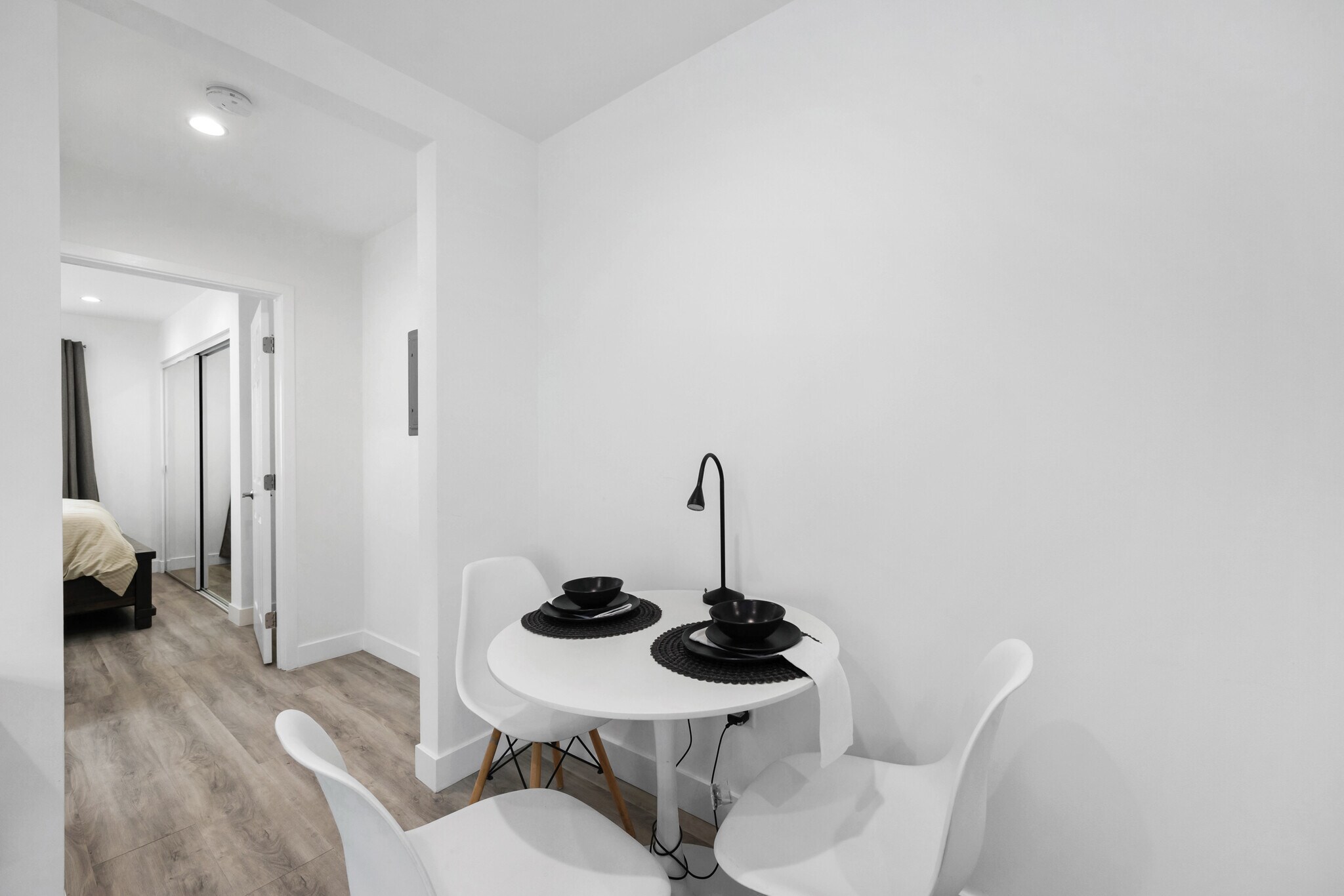 Building Photo - 18017 Collins St