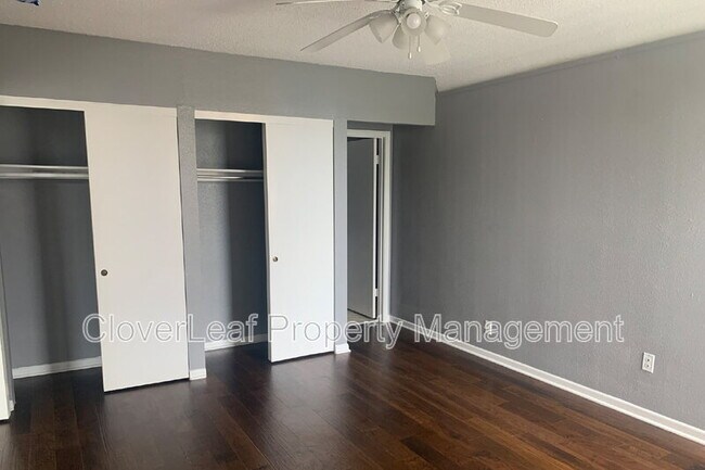 Building Photo - 7701 Wurzbach Rd