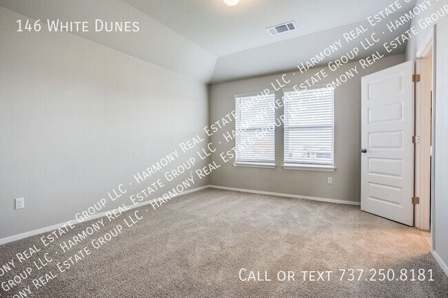 Building Photo - 146 White Dunes Dr