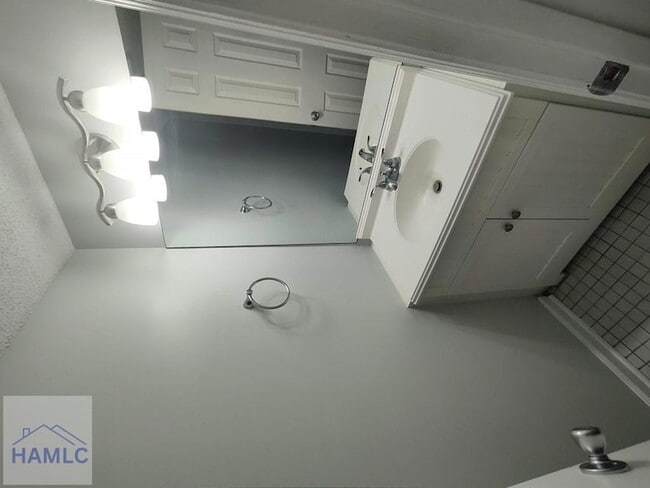 Building Photo - 601 Tupelo Trail