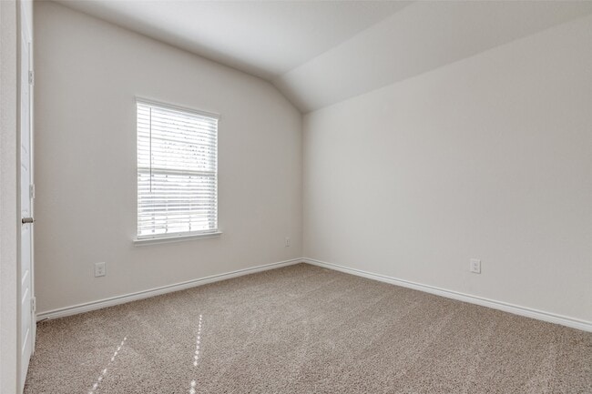 Building Photo - 5237 Sandrine Ave