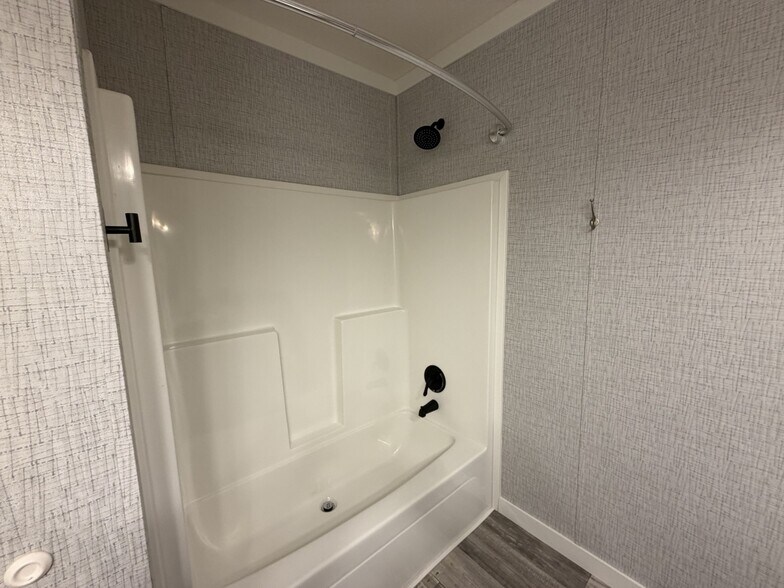 Building Photo - 216 Alabama Trl