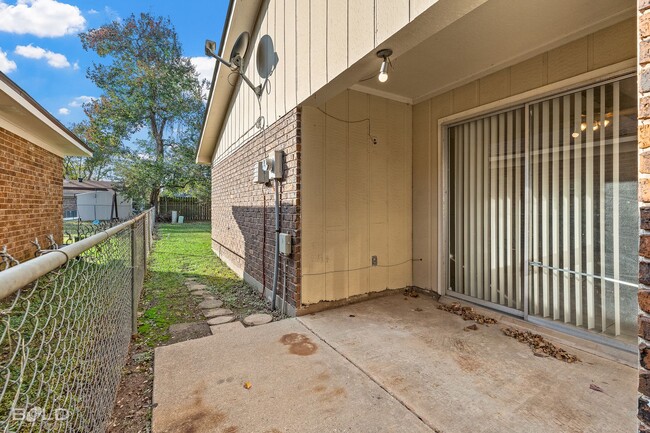 Building Photo - Charming 3-bedroom, 2-bath home in vibrant Bossier City, LA!