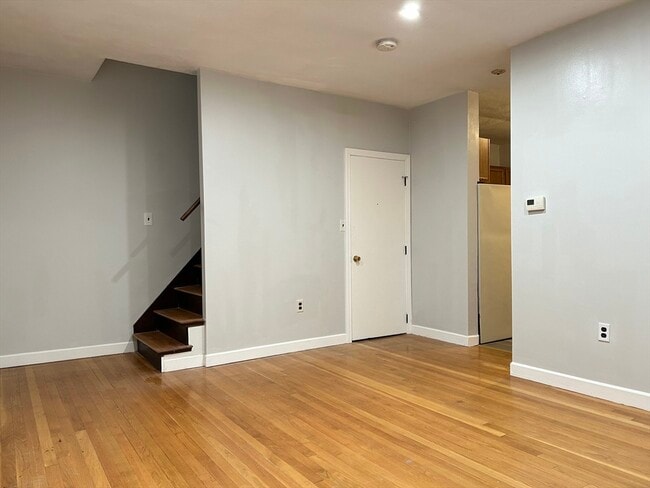 Building Photo - 318 Granite St