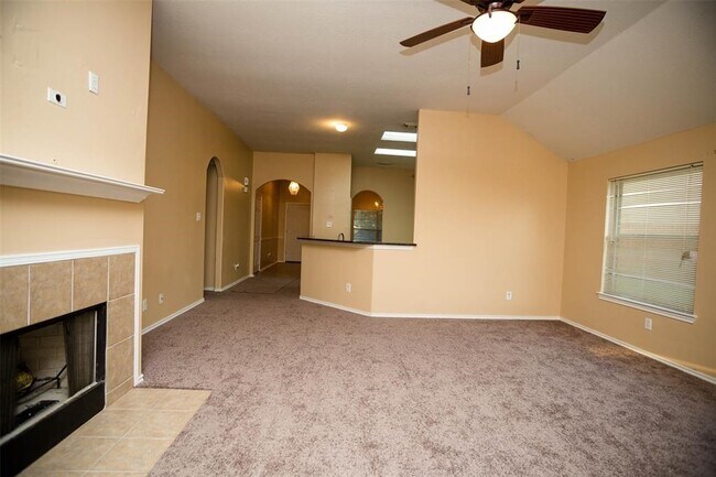 Building Photo - 9119 Melody Park Ln