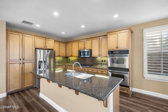 Building Photo - 3638 Young Wolf Dr