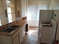 Building Photo - 2129 Coal Ave SE