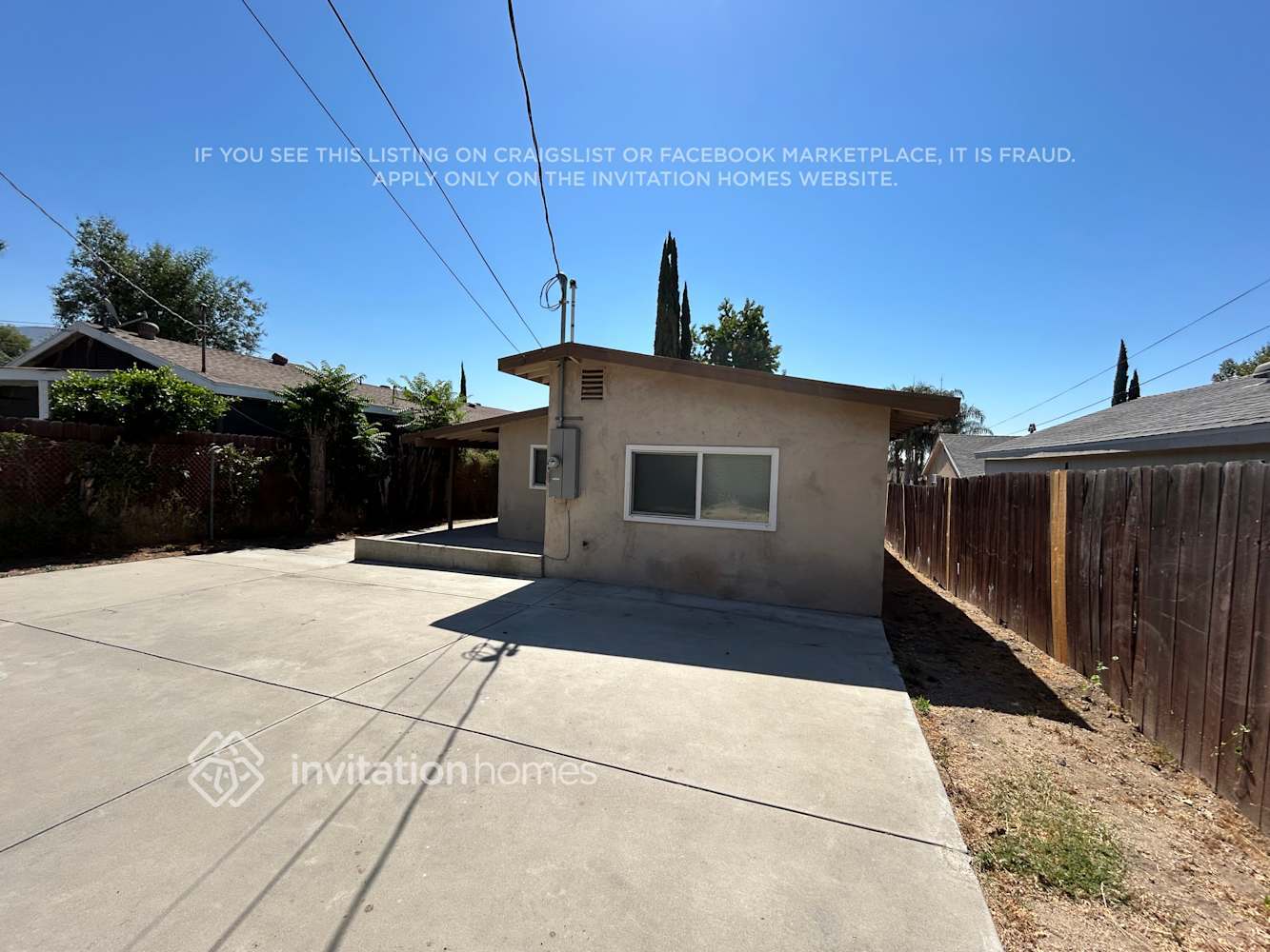 Building Photo - 13515 Raven St