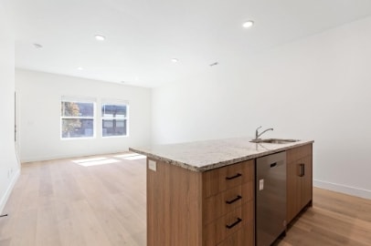 Building Photo - 35 N Gateway Dr