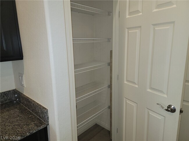 Building Photo - 7123 Black Sage St