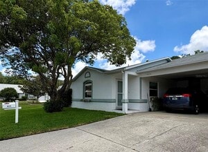 Building Photo - 9221 Estrada Pl
