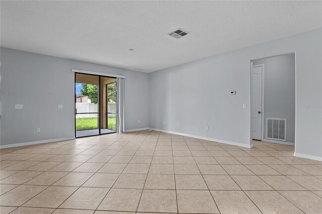Building Photo - 13238 Wellington Hills Dr