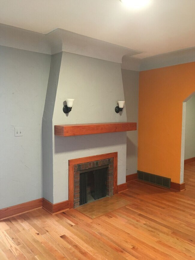 Building Photo - 511 Cutler St