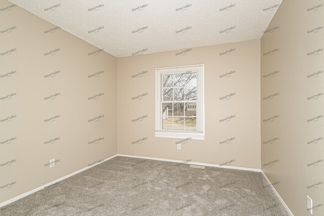 Building Photo - 4097 Fox Island Dr