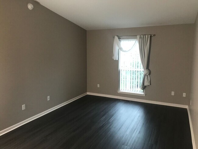 Building Photo - COMING SOON! Charming 2-Bed Home in Commerce –Great schools & Community Pool Access!