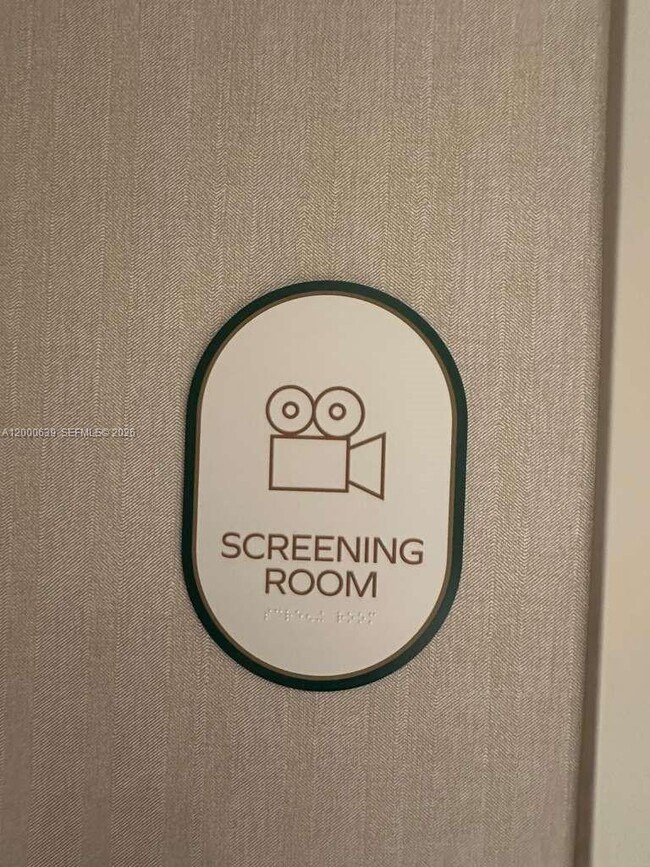 Building Photo - 77 SE 5th St