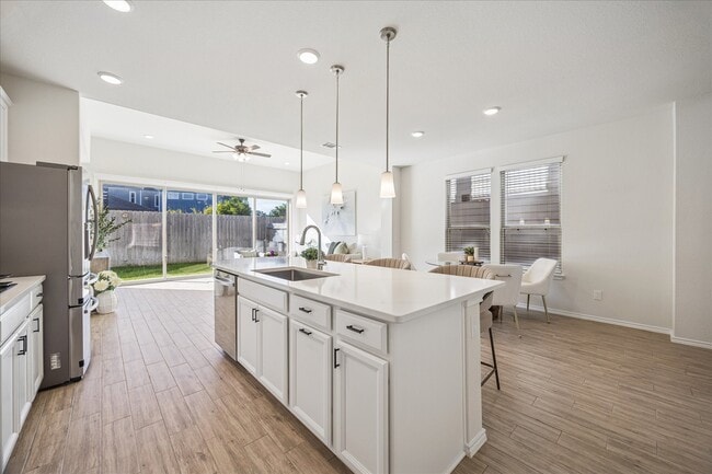 Building Photo - 4017 Delta Rose St