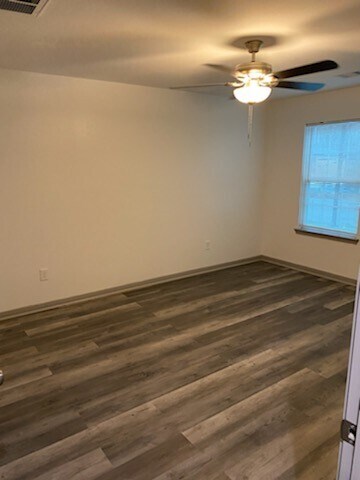 Building Photo - 8111 Corinth St