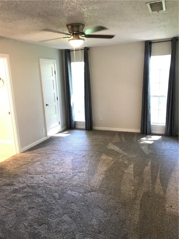 Building Photo - 3406 Valley Pike Rd