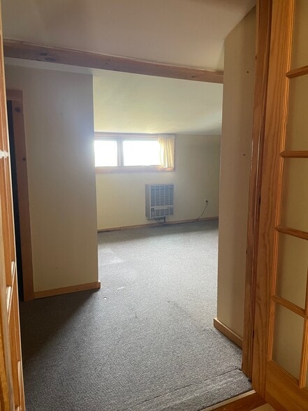 Building Photo - 5822 Ethan Allen Hwy