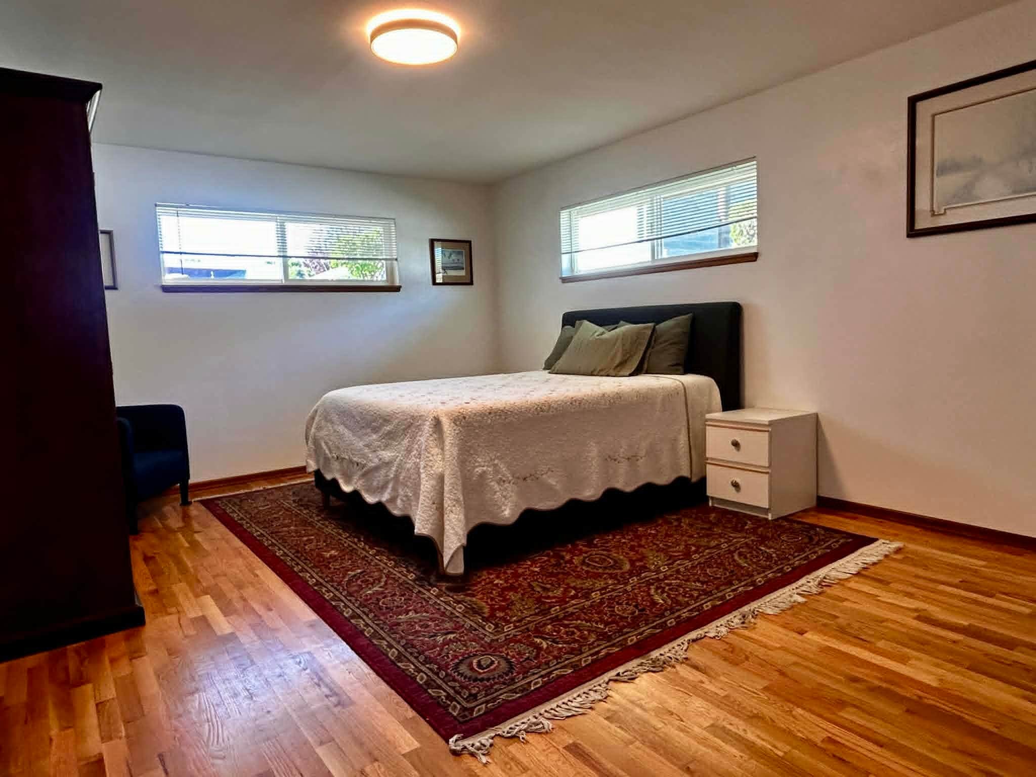 Building Photo - 302 N 37th Ave