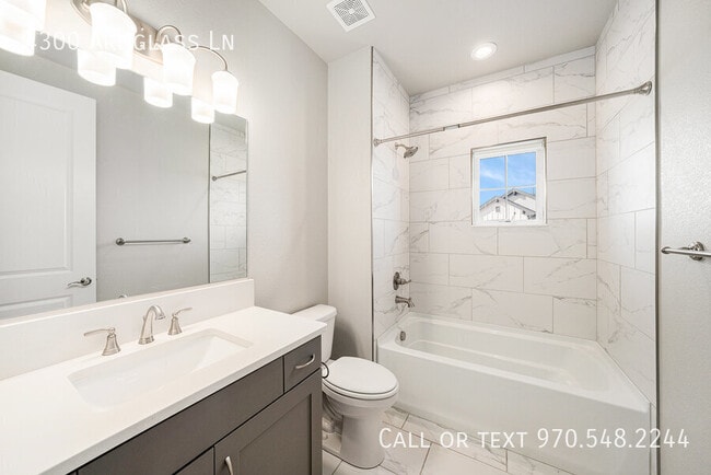 Building Photo - 4300 Ardglass Ln