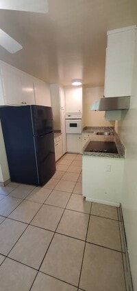 Building Photo - 1099 Roewill Dr