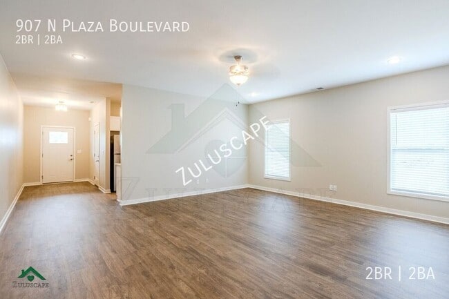 Building Photo - 907 North Plaza Drive