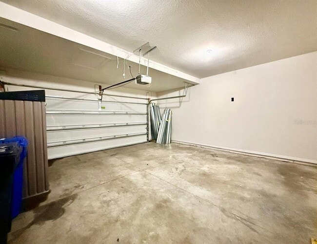 Building Photo - 14112 Poke Ridge Dr