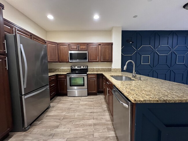 Building Photo - 9498 S Military Trl