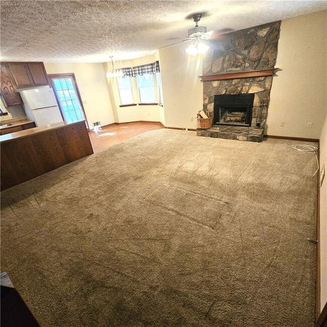 Building Photo - 20 Brooks Ln