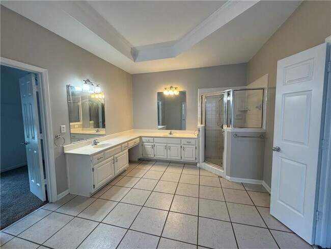 Building Photo - 340 Belmont Chase Ct