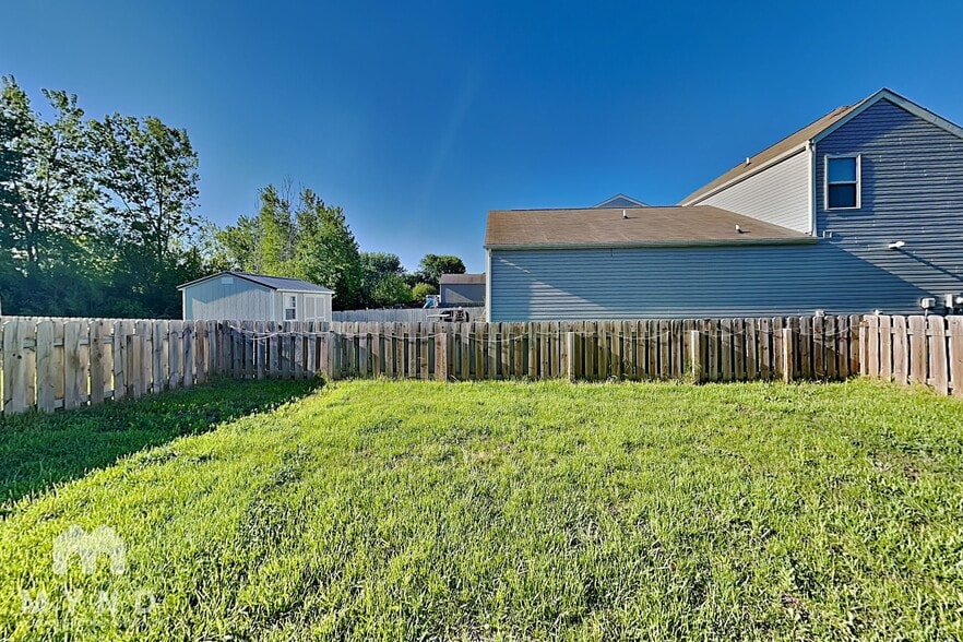 Building Photo - 305 Kear St