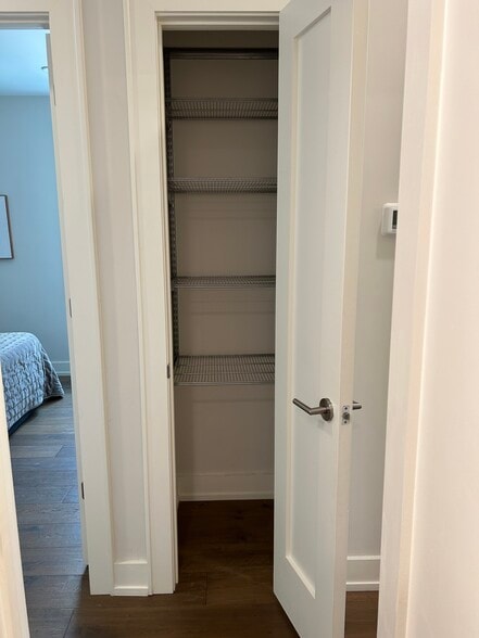 Additional storage - 417 4th St SE