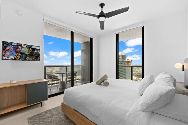 Building Photo - 159 NE 6th St