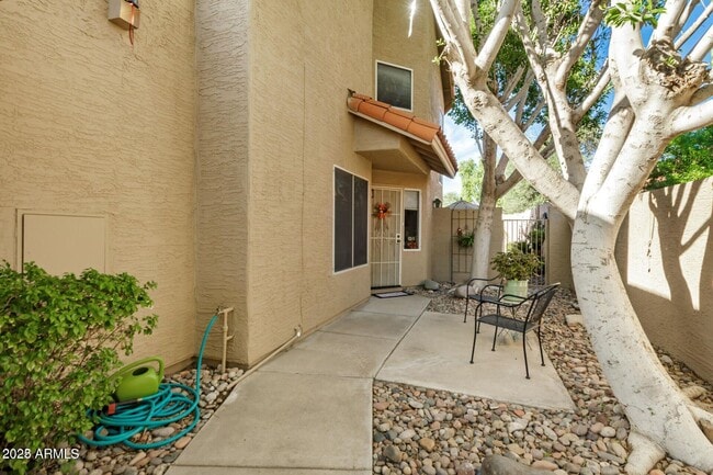 Building Photo - 9260 E Voltaire Dr