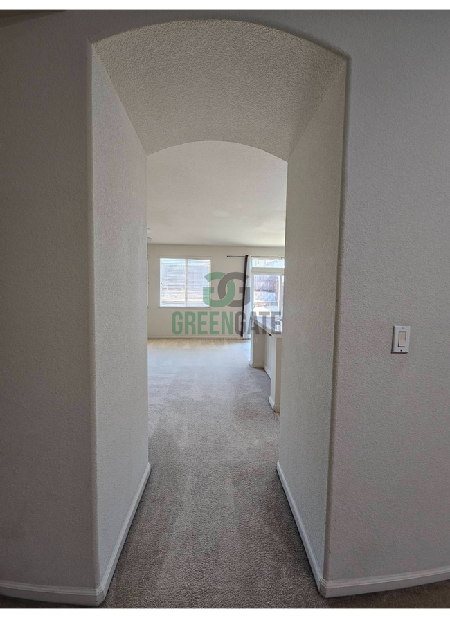 Building Photo - Lovely 1 Story Home in Riverpointe Communi...