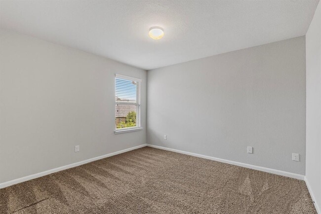 Building Photo - 12123 Parade Park Pl