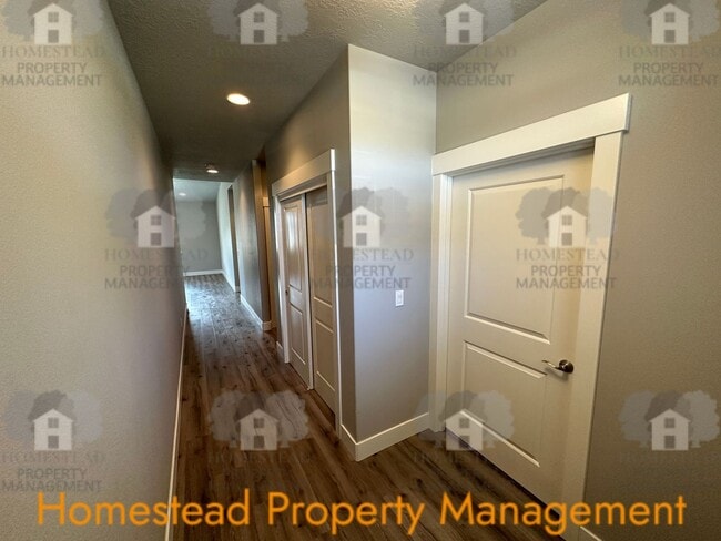 Building Photo - Happy Holidays from Homestead! Get 50% off one month of rent!