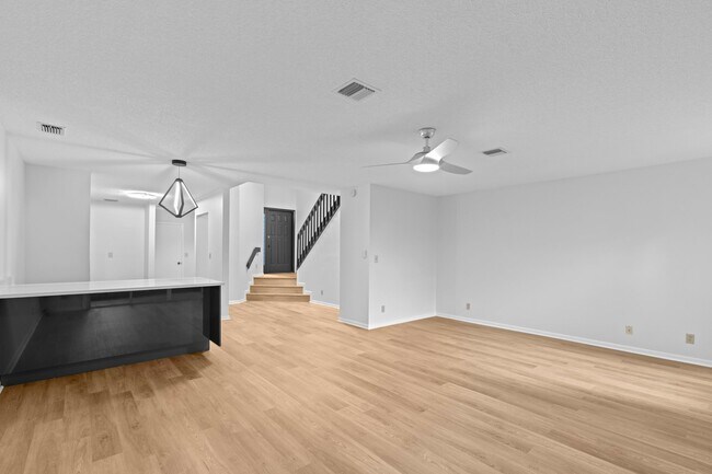 Building Photo - 1410 Ocean Dunes Cir