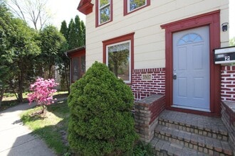 Building Photo - 3507 E 39th St