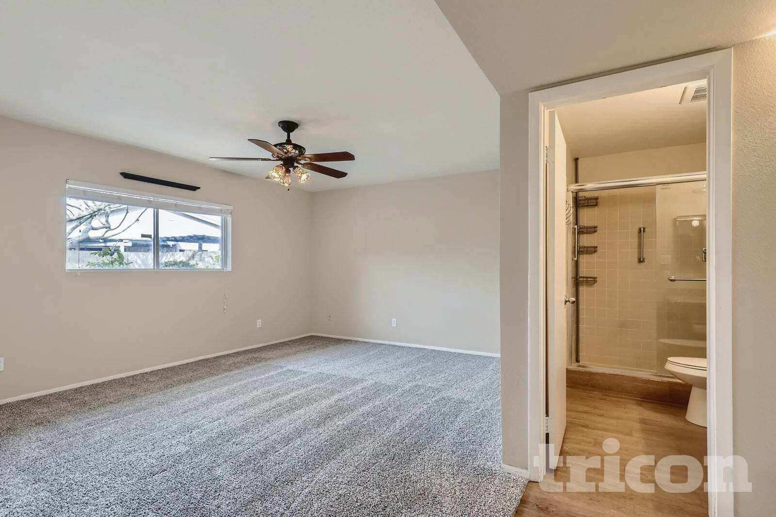 Building Photo - 4910 W Diana Ave