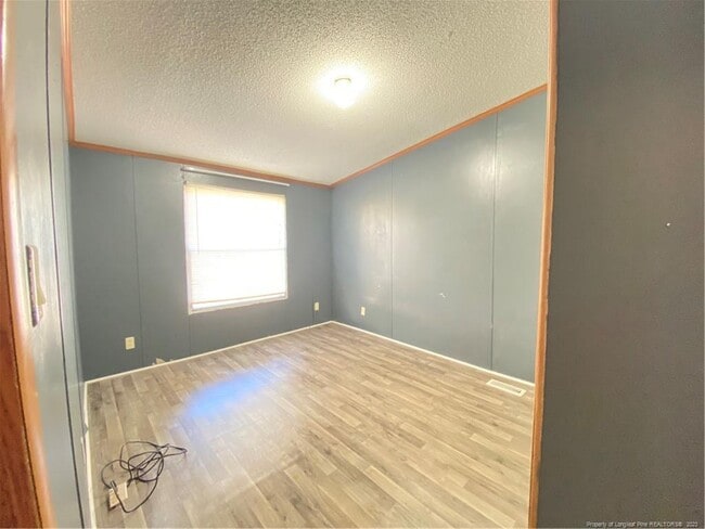 Building Photo - 217 Longhill Dr