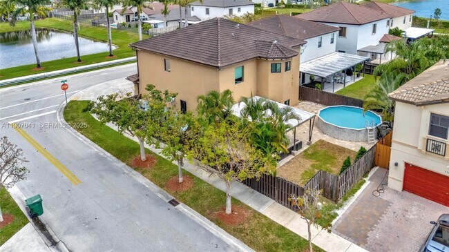 Building Photo - 10420 SW 229th Ln