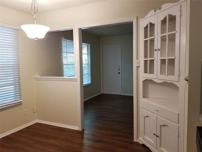 Building Photo - 4502 Banbury Bend